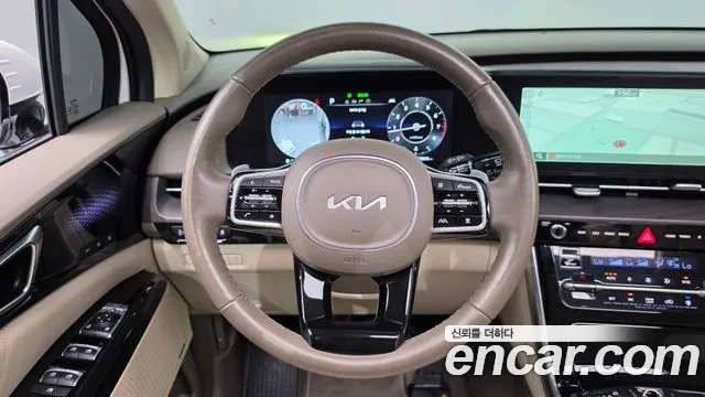 Kia Carnival Generation 4 — Фото автомобиля 13