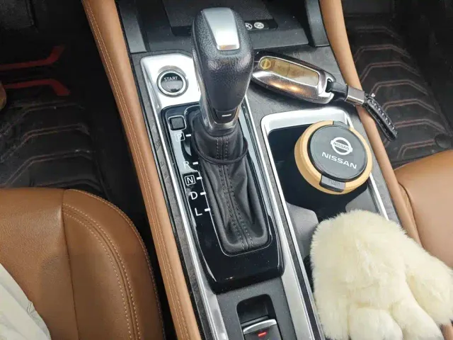 Nissan Teana 2022 2.0L XL-TLS Comfort Edition — Фото автомобиля 10