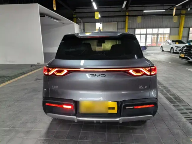 BYD Yuan UP — Фото автомобиля 5