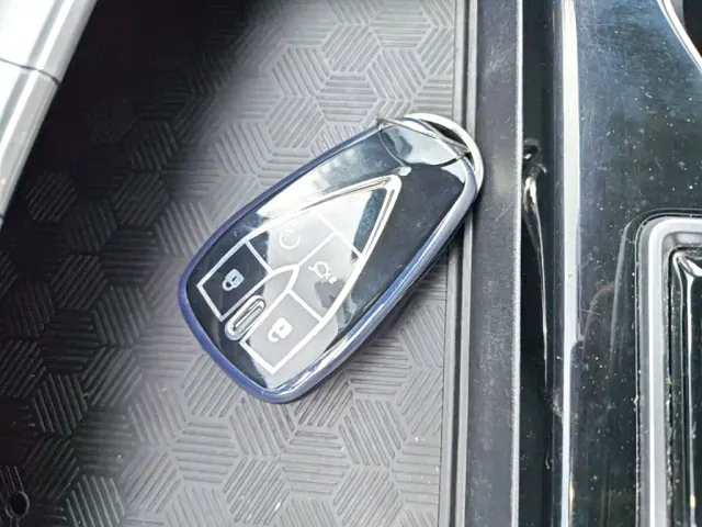 Changan Eado — Фото автомобиля 8
