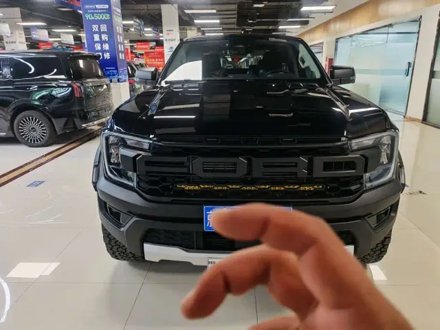 Ford Ranger — Фото автомобиля 3