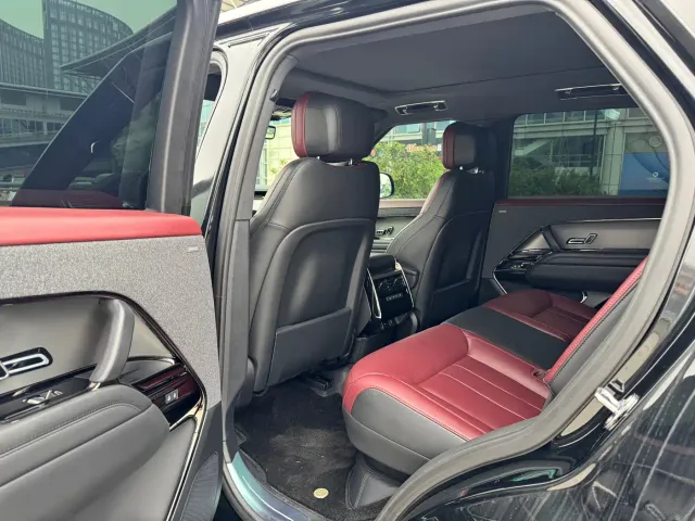 Land Rover Range Rover Sport — Фото автомобиля 5