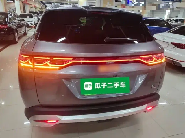 BYD Song L DM-i — Фото автомобиля 5