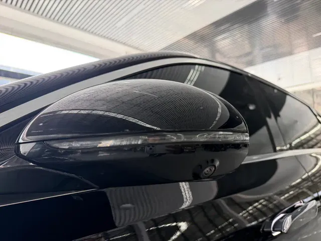 Mercedes-Benz E-Class — Фото автомобиля 12