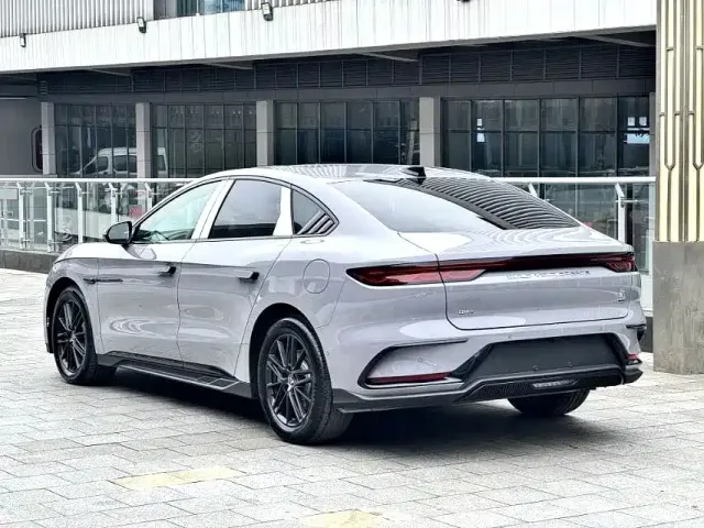 BYD Han — Фото автомобиля 8