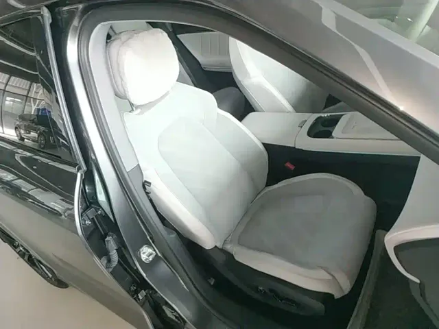 Voyah Auto VOYAH FREE 2025 318 318km RWD Touring Edition — Фото автомобиля 24