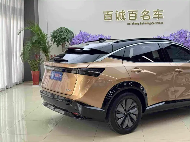 Nissan Ariya — Фото автомобиля 6