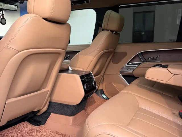 Land Rover Range Rover — Фото автомобиля 8