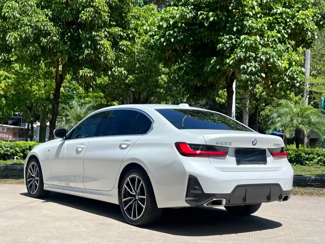 BMW 3 Series — Фото автомобиля 9