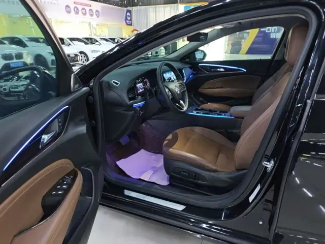 Buick Regal — Фото автомобиля 15