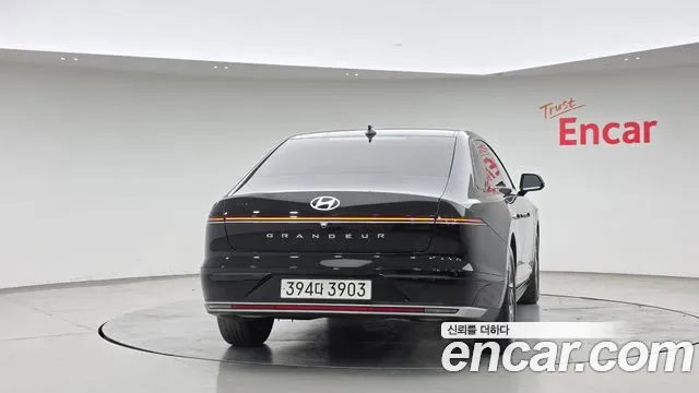 Hyundai Grandeur GN7 — Фото автомобиля 4