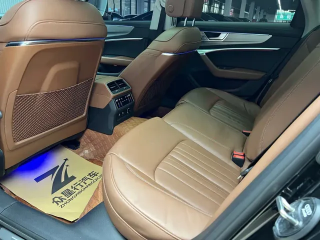 Audi A6L — Фото автомобиля 16