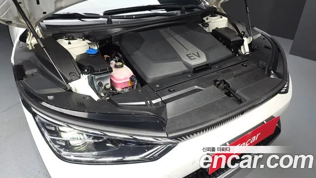 Kia EV6 — Фото автомобиля 6
