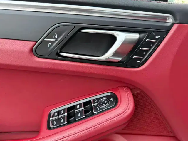 Porsche Macan — Фото автомобиля 18