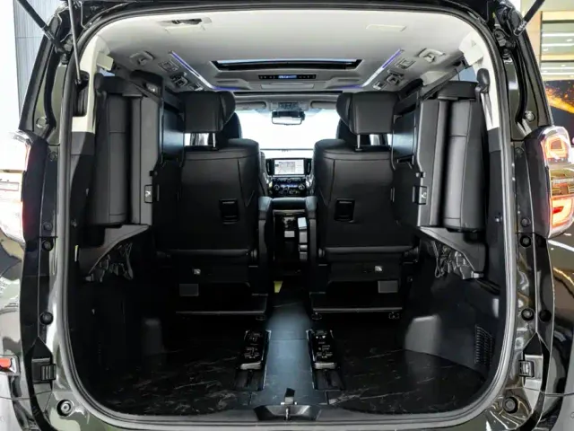 Toyota Vellfire — Фото автомобиля 12