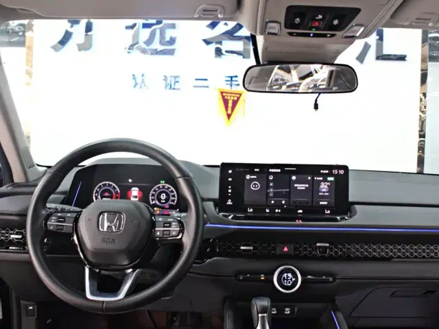 Honda Accord — Фото автомобиля 9