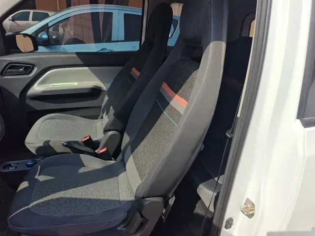 Wuling Hongguang Mini EV — Фото автомобиля 16