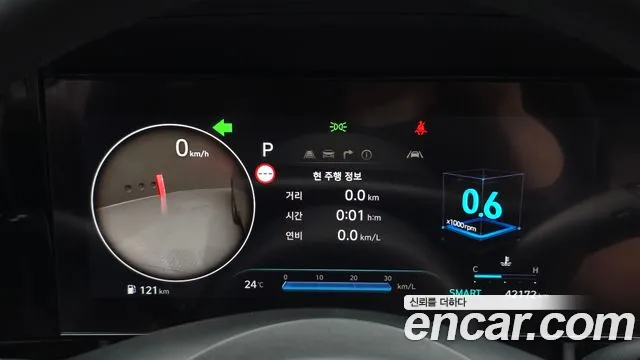 Hyundai Avante CN7 — Фото автомобиля 11