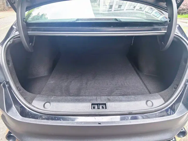 Dongfeng Yixuan MAX — Фото автомобиля 30