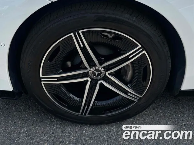 Mercedes-Benz EQE V295 — Фото автомобиля 20