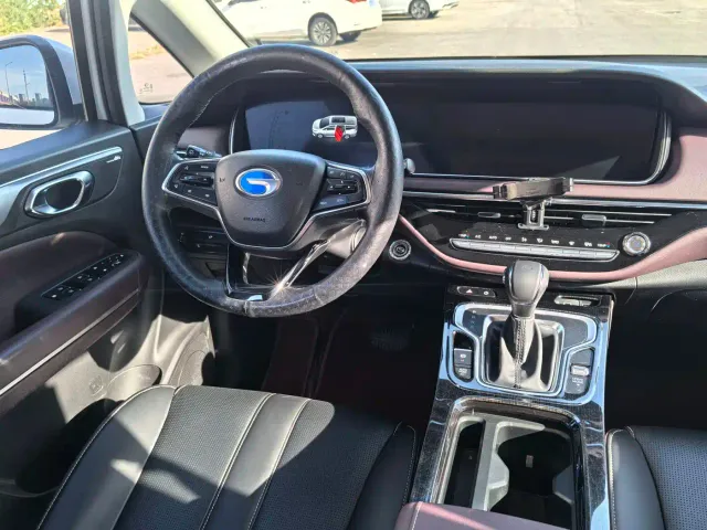 GAC Trumpchi M6 — Фото автомобиля 9