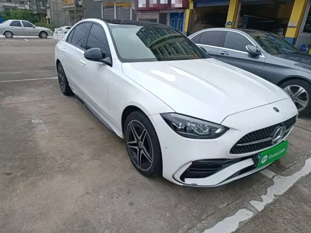 Mercedes-Benz C-Class — Фото автомобиля 3