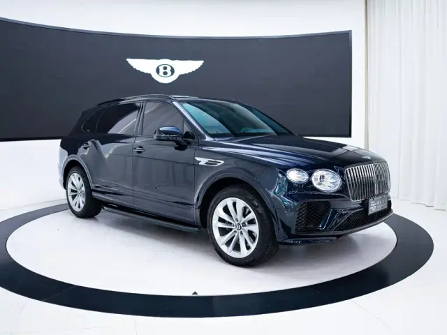 Bentley Bentayga — Фото автомобиля 3