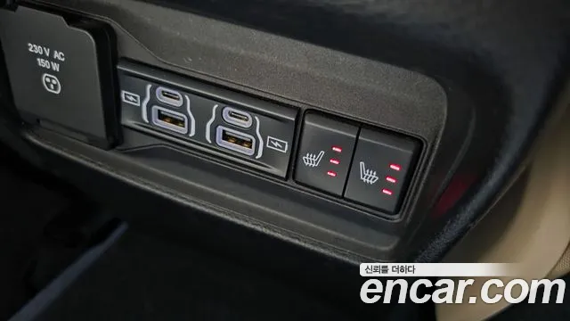 Jeep Cherokee Grand Cherokee(WL) 3.6 Limited — Фото автомобиля 18