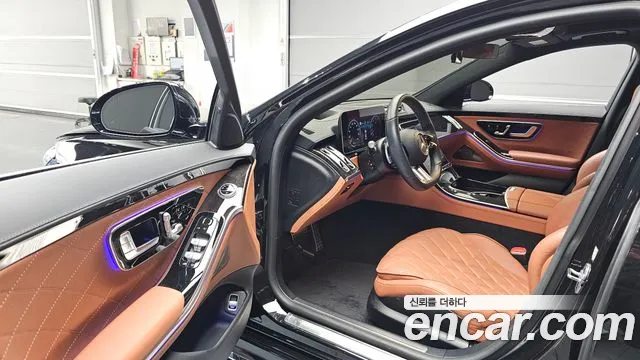 Mercedes-Benz S-Class — Фото автомобиля 10