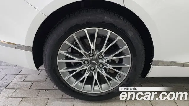 Genesis G80 Бензин 2.5 турбо AWD — Фото автомобиля 2