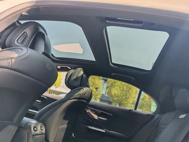 Mercedes-Benz C-Class — Фото автомобиля 12