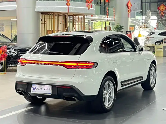 Porsche Macan — Фото автомобиля 7