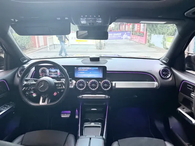 Mercedes-Benz GLB AMG — Фото автомобиля 30
