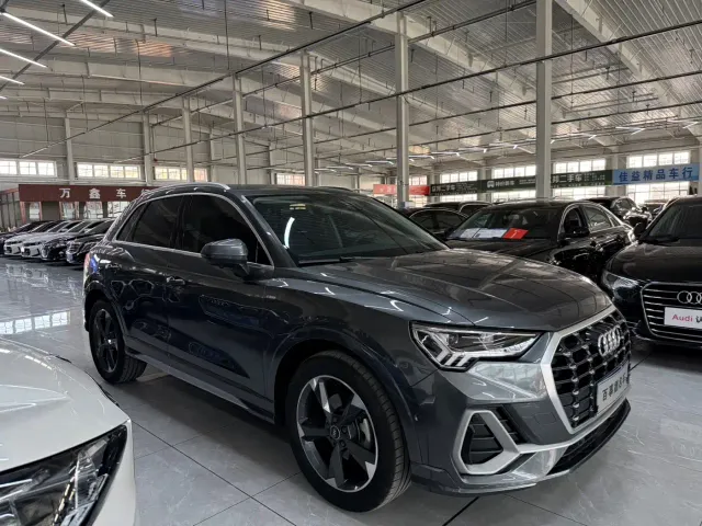 Audi Q3 — Фото автомобиля 3