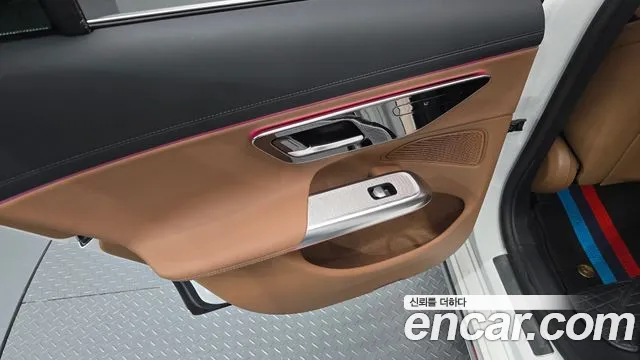 Mercedes-Benz E-Class W214 — Фото автомобиля 14