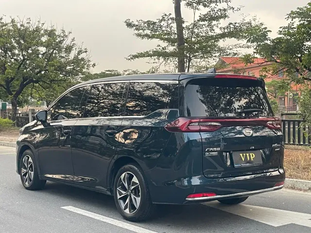 GAC Trumpchi M6 — Фото автомобиля 9