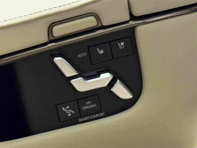 Toyota Alphard — Фото автомобиля 16