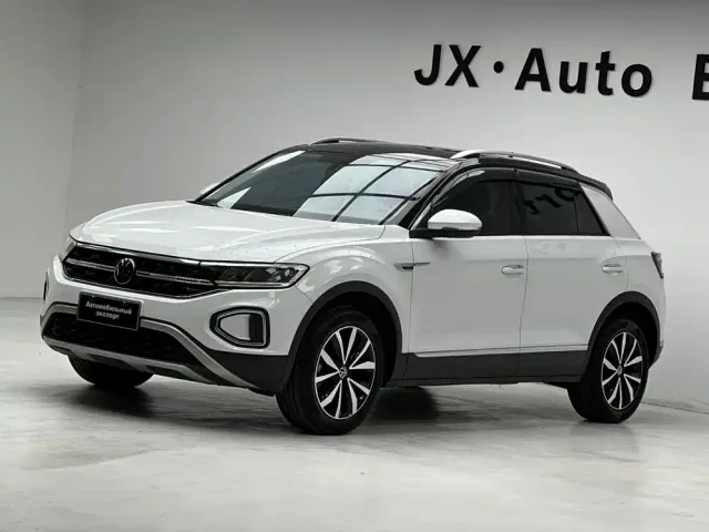 Фотография автомобиля — Volkswagen T-Roc