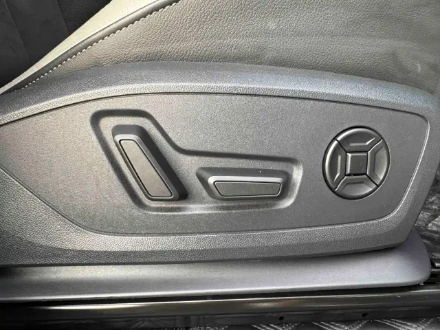 Audi Q3 — Фото автомобиля 25
