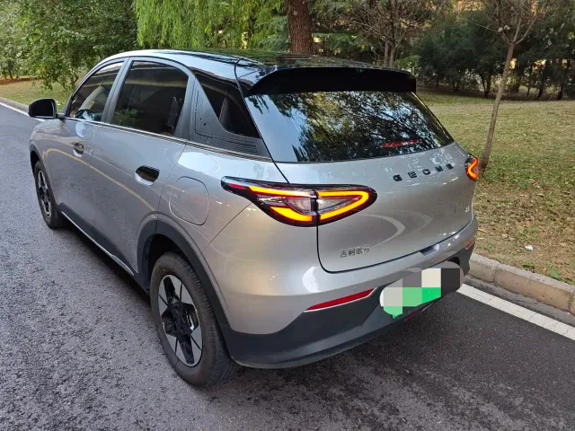 Geely Starry Wish — Фото автомобиля 4