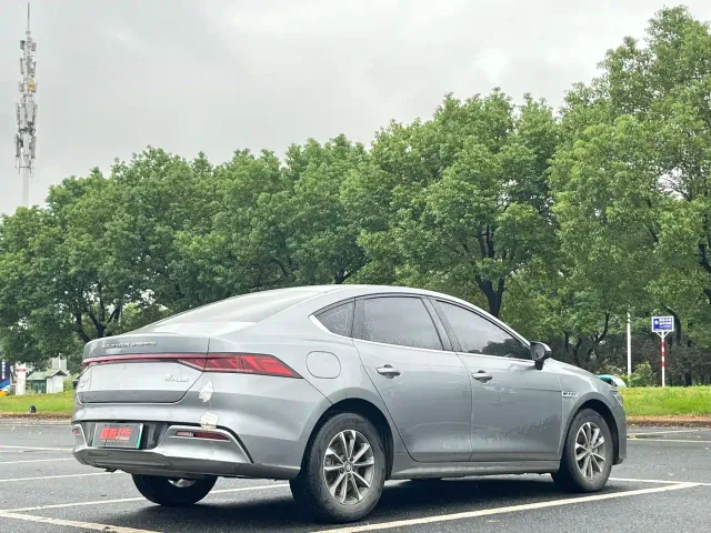 BYD Qin PLUS — Фото автомобиля 4