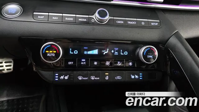 Hyundai AVANTE Avante (CN7) — Фото автомобиля 16