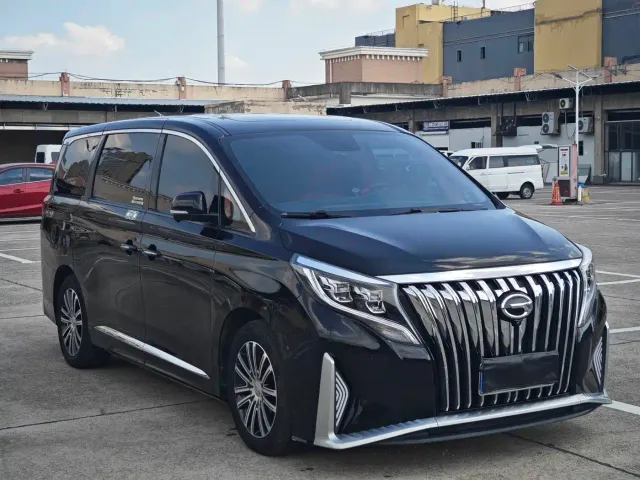 GAC Trumpchi M8 — Фото автомобиля 3
