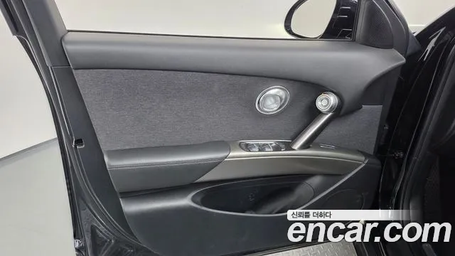 Genesis GV60 — Фото автомобиля 13