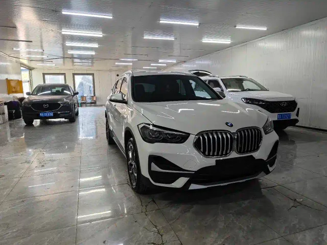 BMW X1 — Фото автомобиля 3