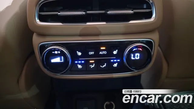 Genesis GV80 — Фото автомобиля 25