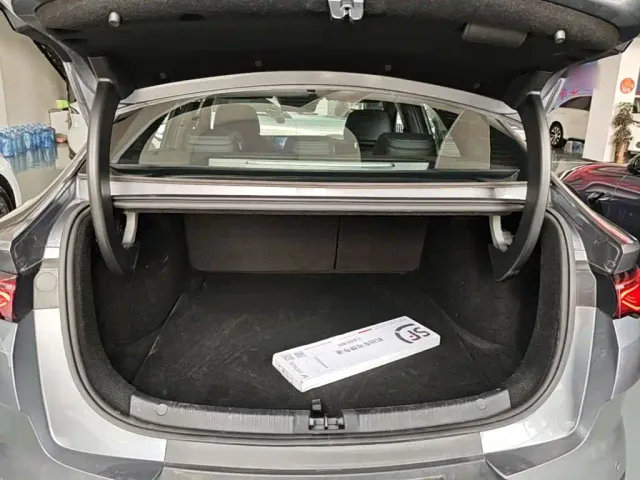 BYD Qin L — Фото автомобиля 18