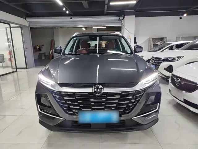 Changan CS75 — Фото автомобиля 2