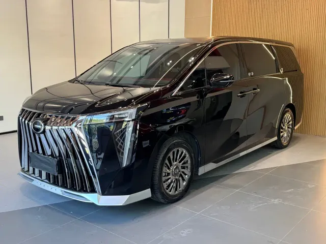 Фотография автомобиля — GAC Trumpchi M8