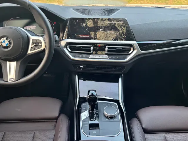 BMW 3 Series — Фото автомобиля 17